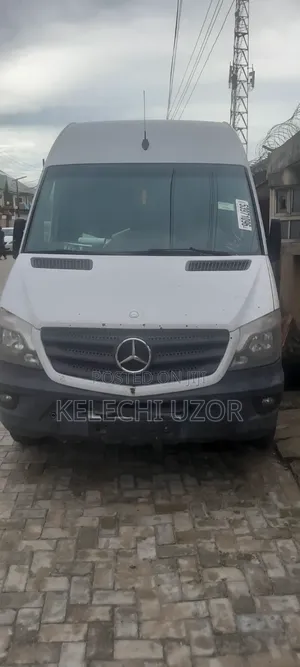 Mercedes-Benz eSprinter 2024 White