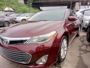 Toyota Avalon 2013 Red