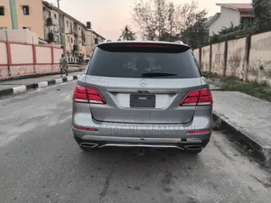 Mercedes-Benz GLE-Class 2016 Gray