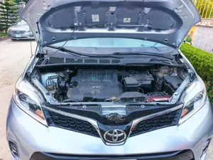 Toyota Sienna XLE 7 Passenger 2012 Silver