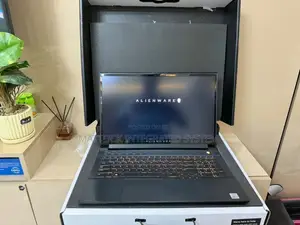Laptop Dell 32GB Intel Core i7 SSD 2T