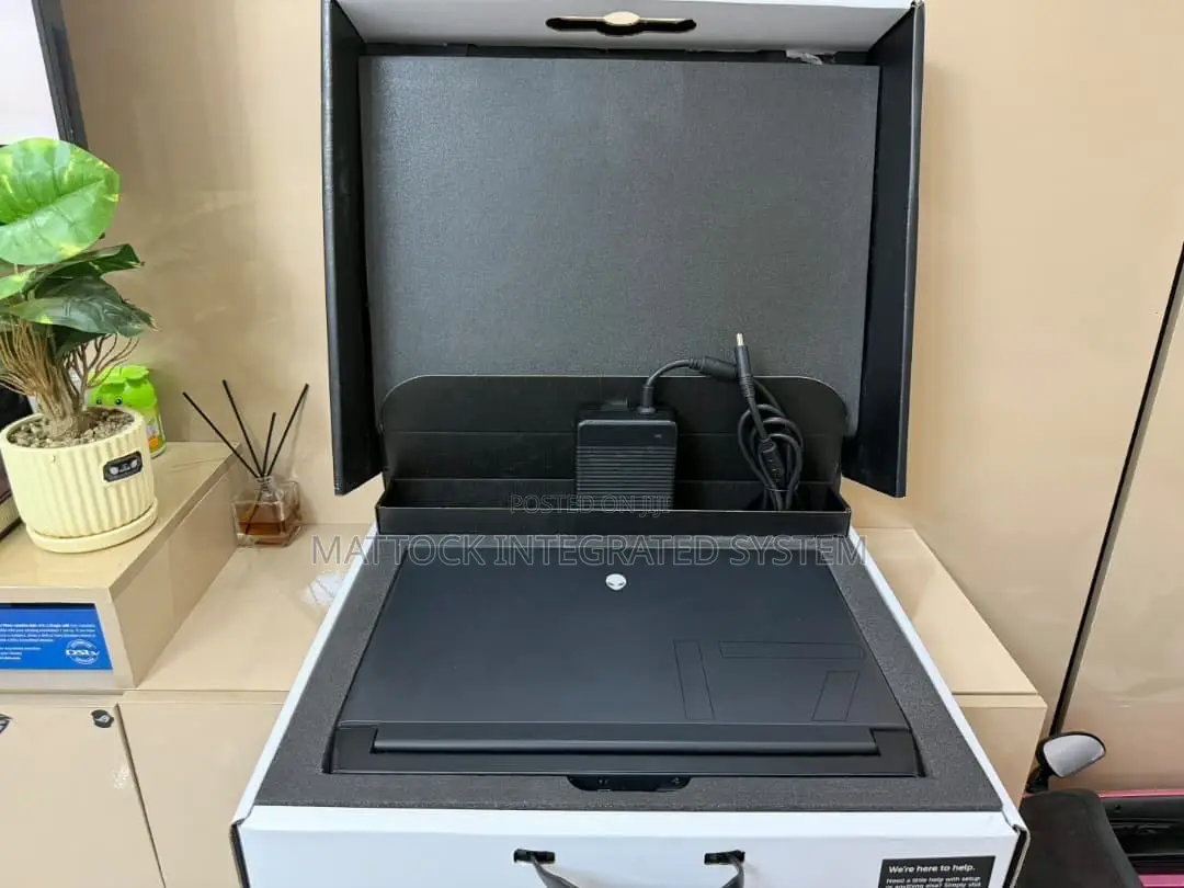 Laptop Dell 32GB Intel Core i7 SSD 2T