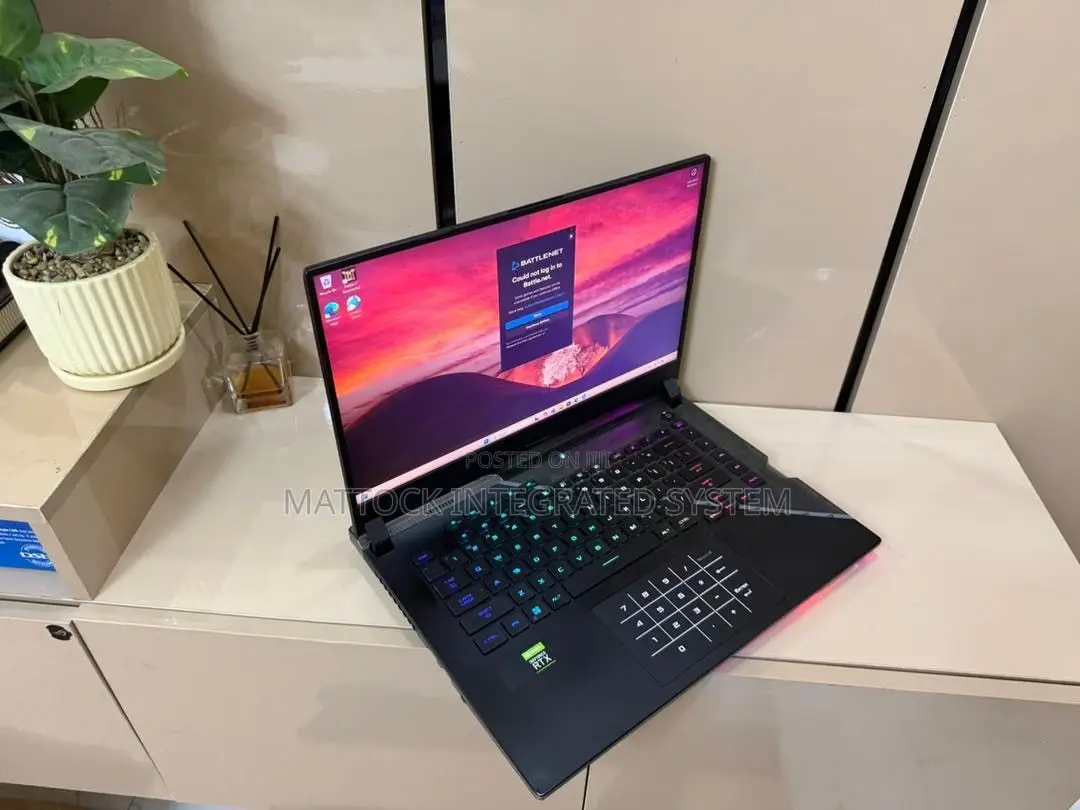 Laptop Asus ROG Strix SCAR 15 16GB Intel Core i7 SSD 1T