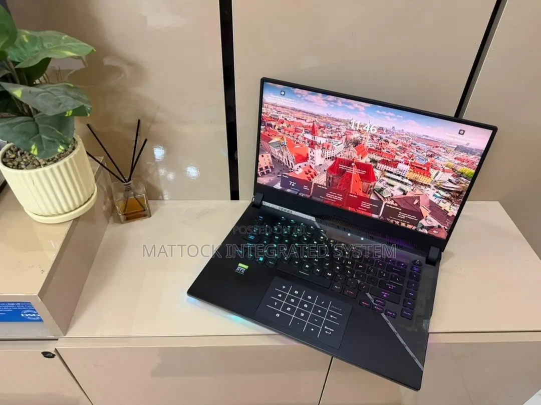 Laptop Asus ROG Strix SCAR 15 16GB Intel Core i7 SSD 1T