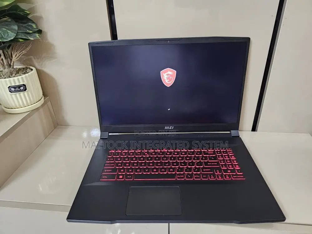 Laptop MSI Katana 15 16GB Intel Core i7 SSD 1T
