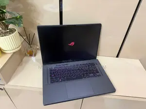 Laptop Asus ROG Zephyrus M16 16GB Intel Core i7 SSD 512GB