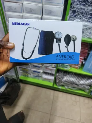 Aneroid Sphygmomanometer With Stethoscope