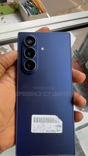 New Samsung Galaxy Fold 512 GB Blue
