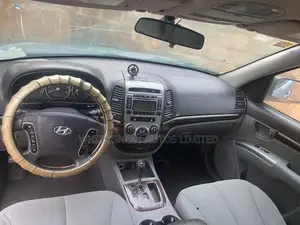 Hyundai Santa Fe GLS 2011