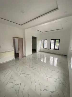 4bdrm Townhouse / Terrace in Adeola Odeku for rent