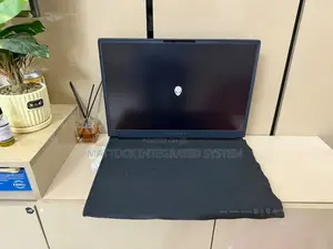 Laptop Dell 32GB Intel Core Ultra 9 SSD 1T