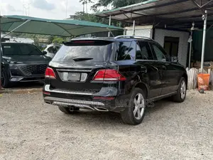 Mercedes-Benz GLE-Class 2016 Black