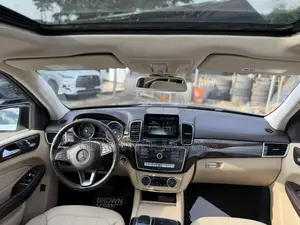 Mercedes-Benz GLE-Class 2016 Black