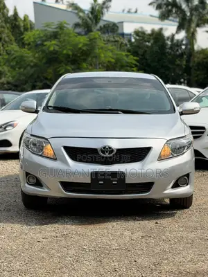 Toyota Corolla 2010 Silver