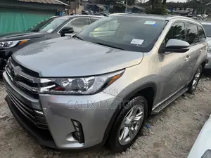 Toyota Highlander 2015 Silver