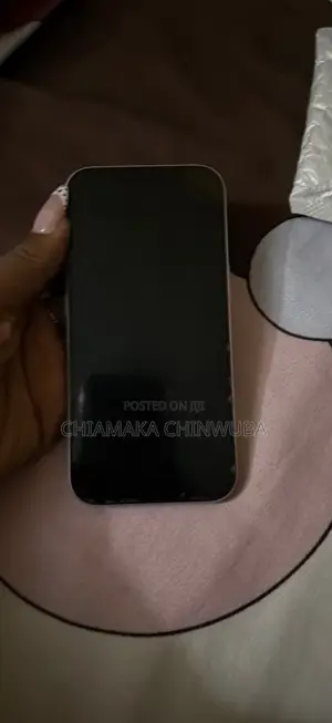 Apple iPhone 15 128 GB White