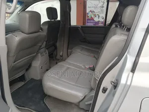 Nissan Armada 2004 Silver