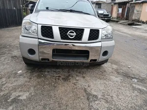 Nissan Armada 2004 Silver