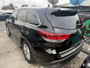 Toyota Highlander 2016 Black