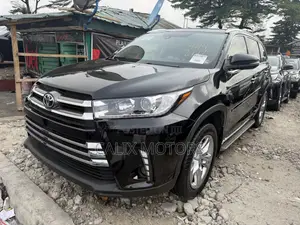 Toyota Highlander 2016 Black
