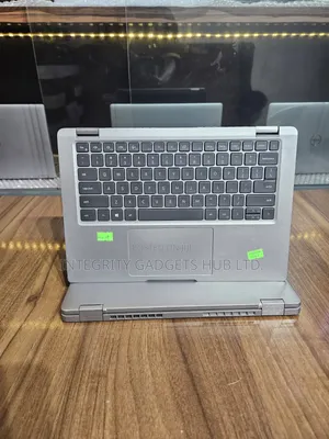 Laptop Dell Latitude 5320 2-in-1 16GB Intel Core i5 SSD 512GB