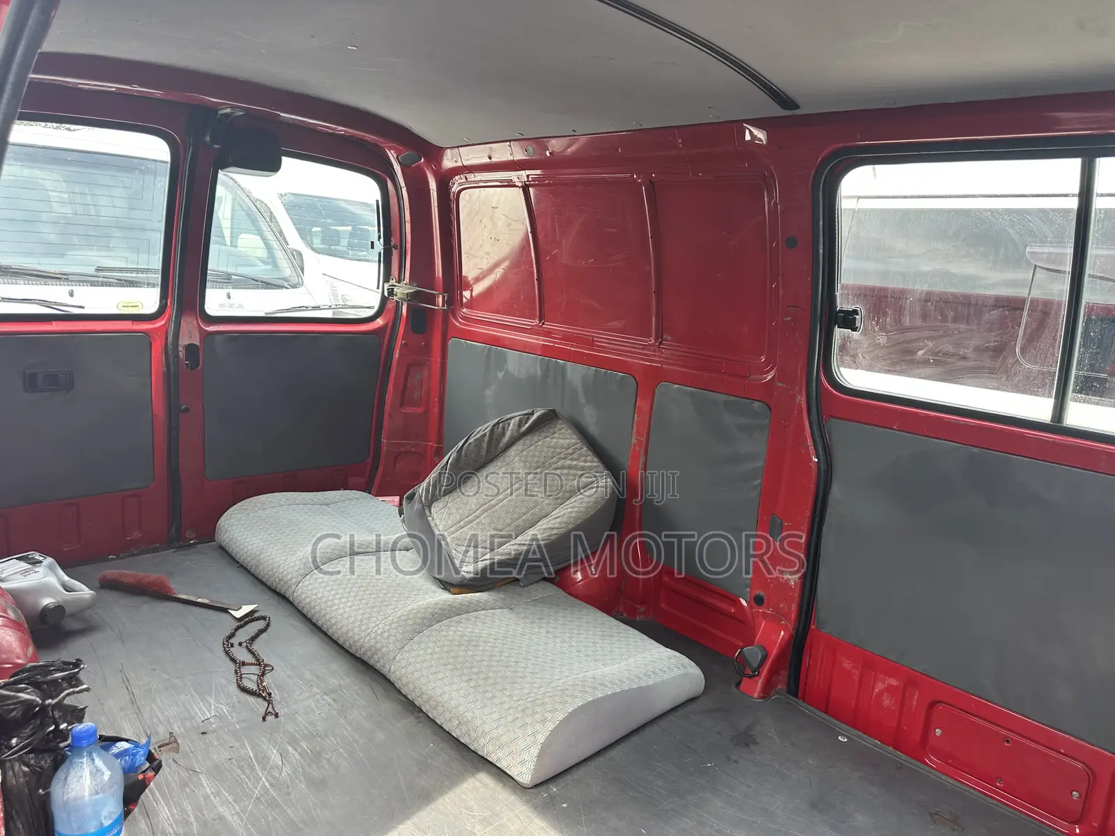 Toyota HiAce 2008 Red