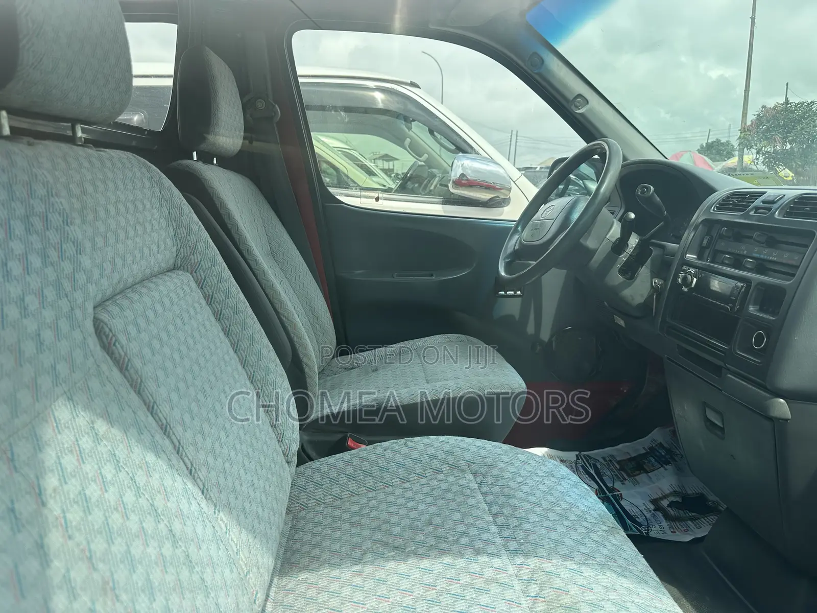 Toyota HiAce 2008 Red