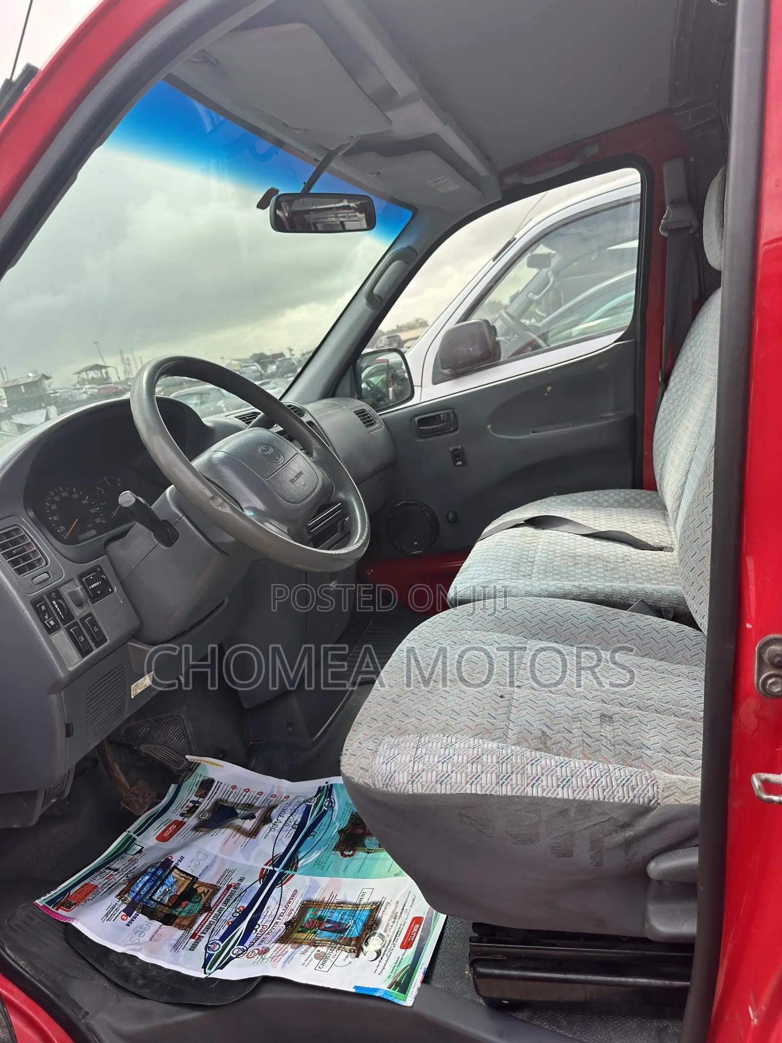 Toyota HiAce 2008 Red