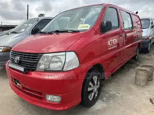 Toyota HiAce 2008 Red