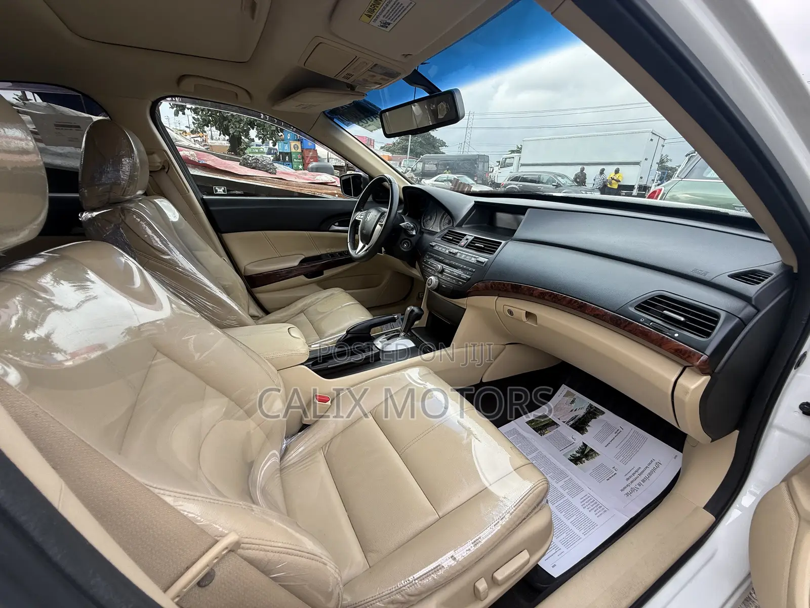 Honda Crosstour 2012 White