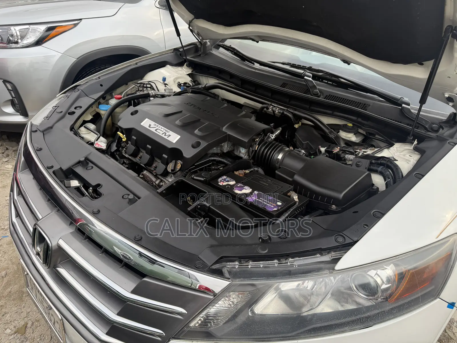 Honda Crosstour 2012 White
