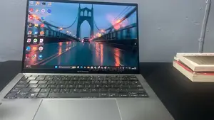 Laptop Asus Zenbook S 13 OLED 16GB HDD+SSD 1T