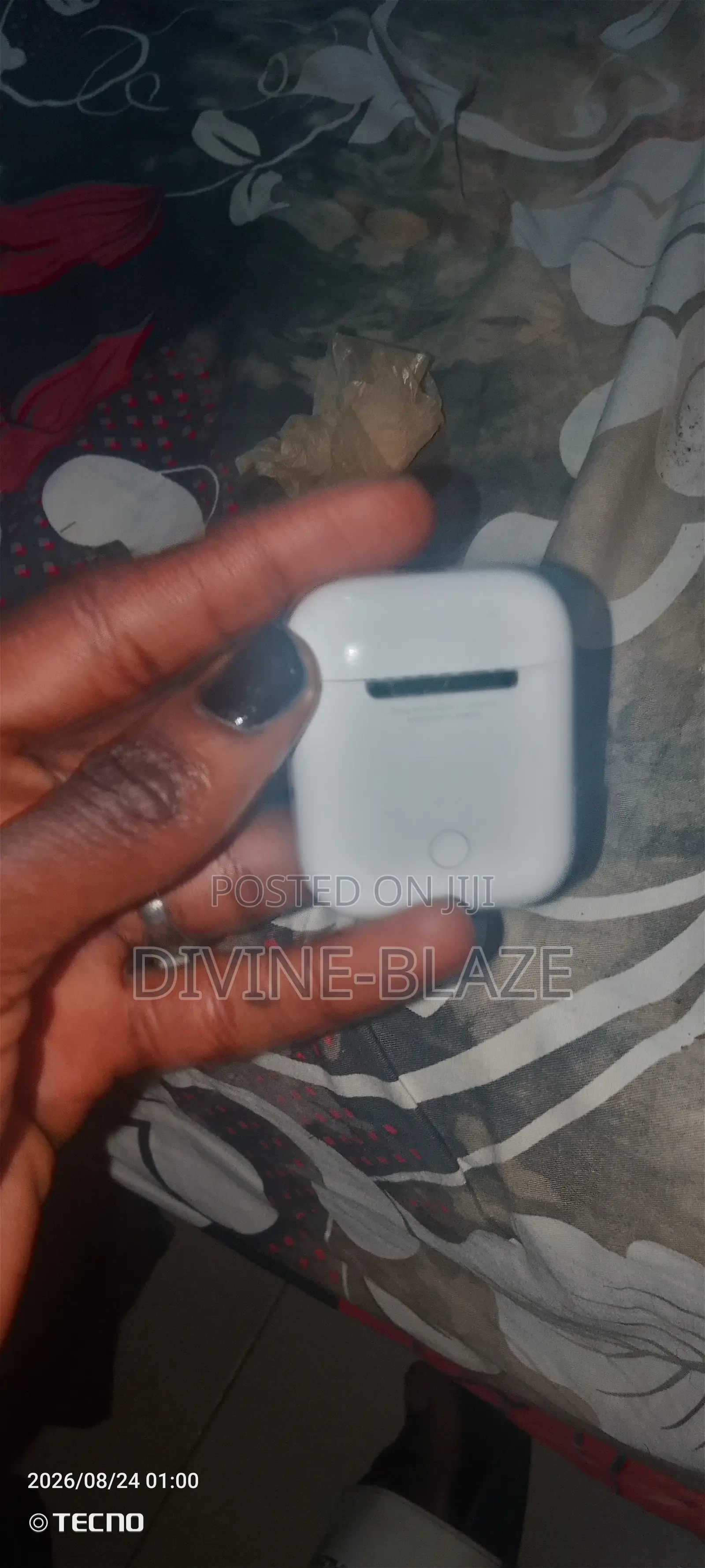 Apple Airpods 2 Replaceable Charging Case