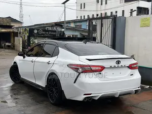 Toyota Camry XSE FWD 2020 White