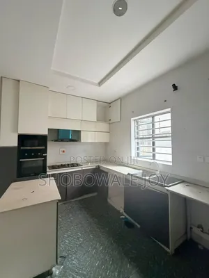 1bdrm Shared Apartment in Orchid, Lekki Expressway for rent