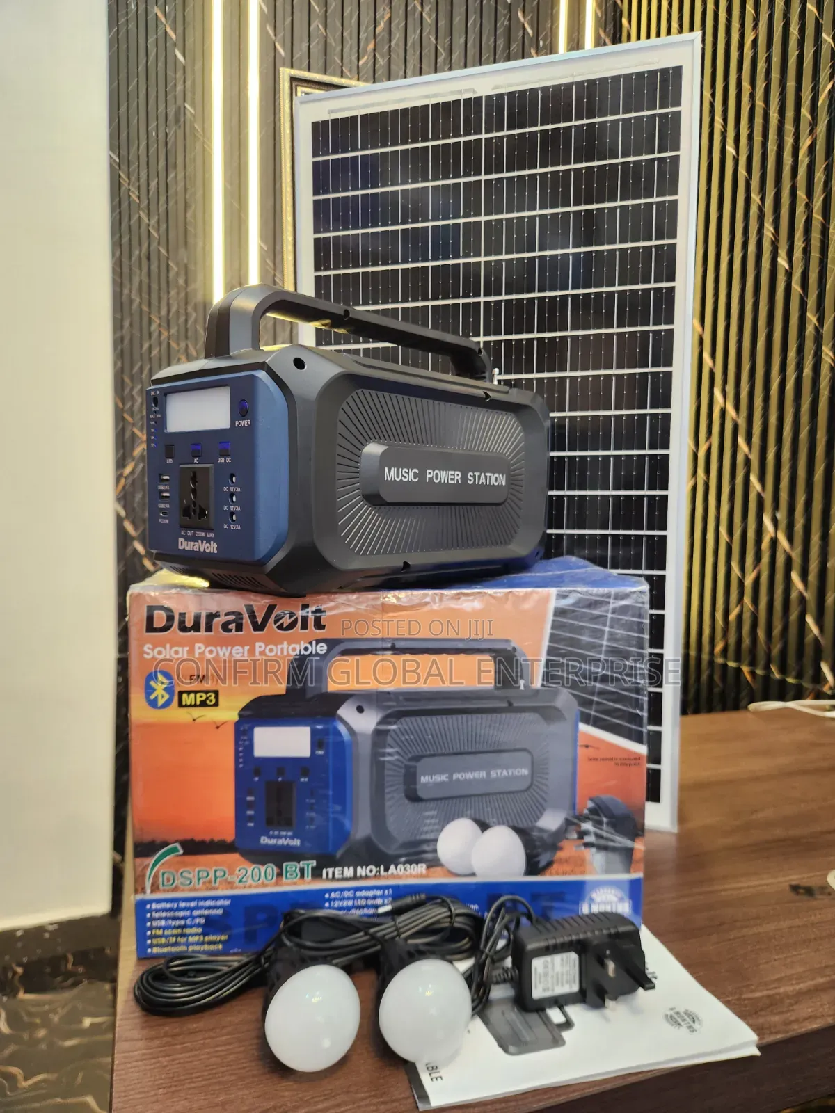 200w Duravolt Solar Generator With 50w Solar