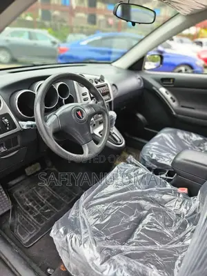 Pontiac Vibe Automatic 2004 Black
