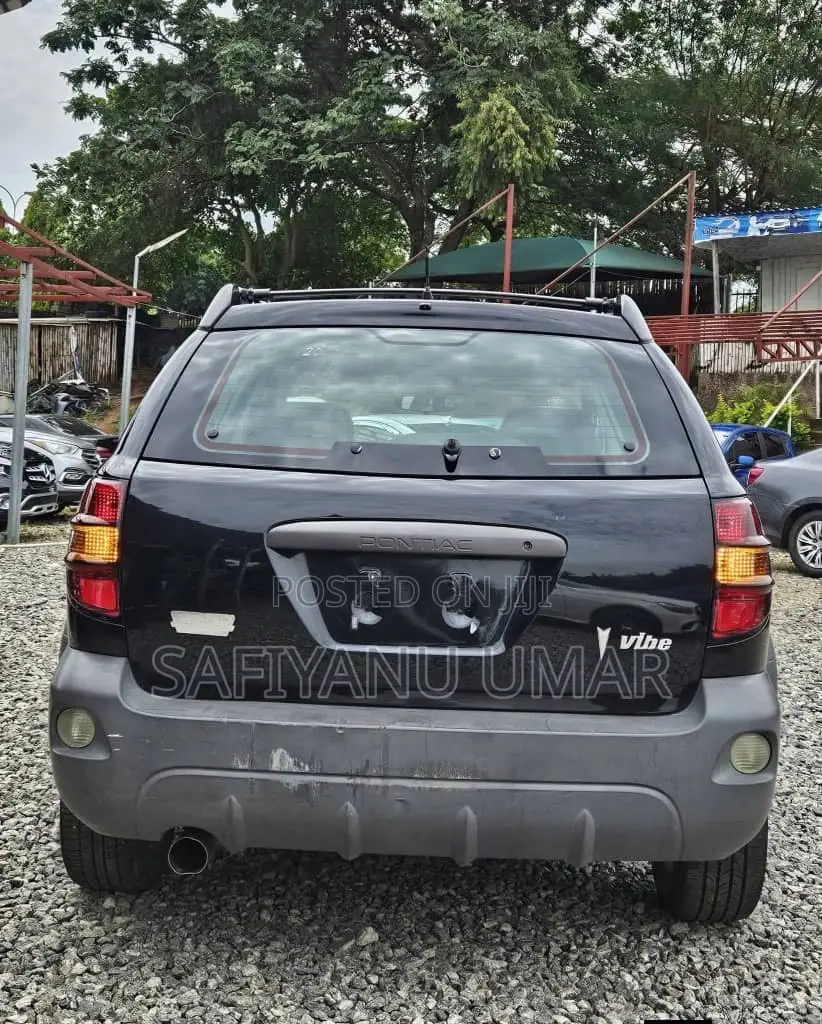 Pontiac Vibe Automatic 2004 Black