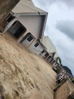 3bdrm Block of Flats in Ilere Oke -Odu, Akure for sale