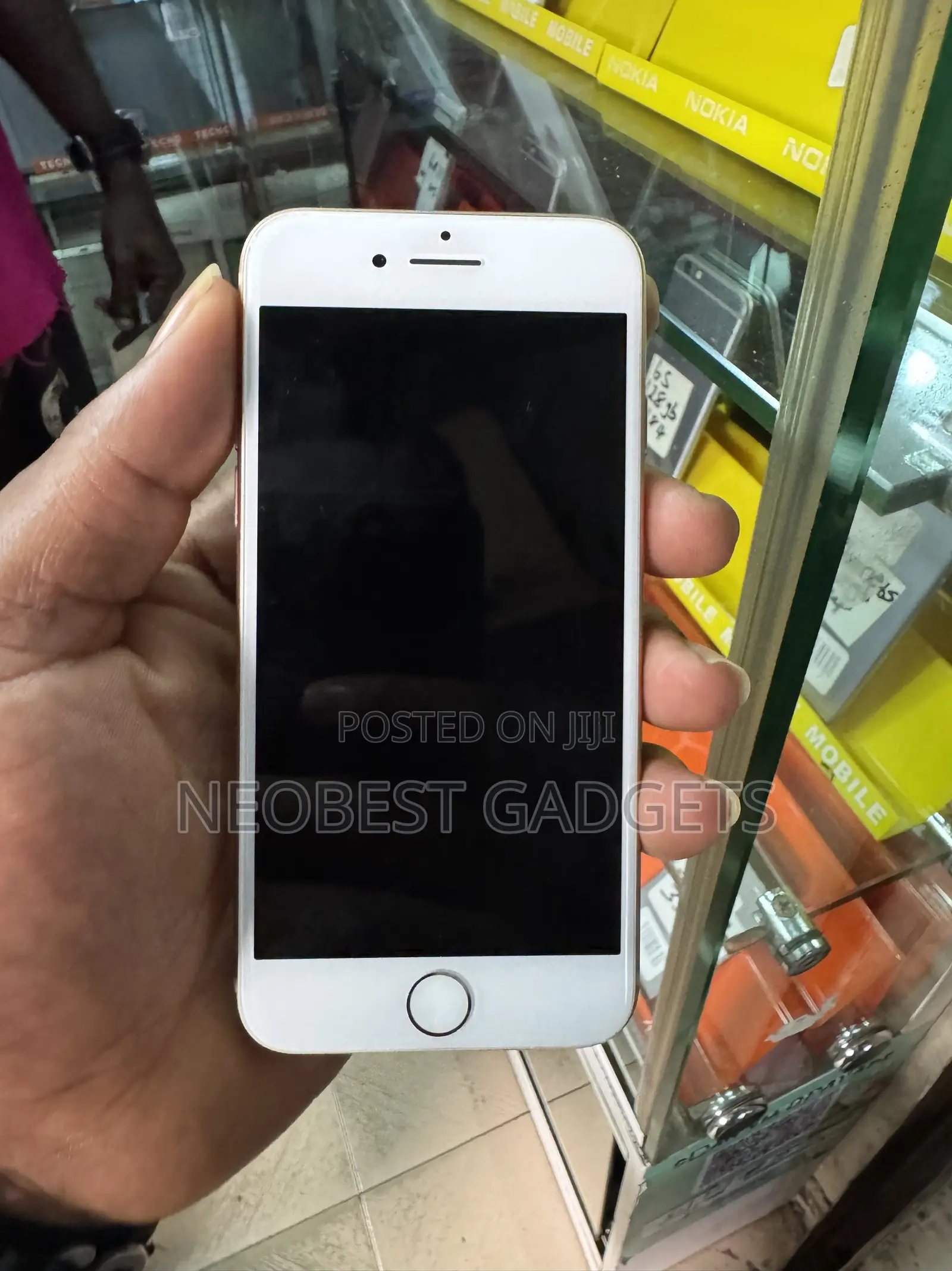 Apple iPhone 8 64 GB Gold