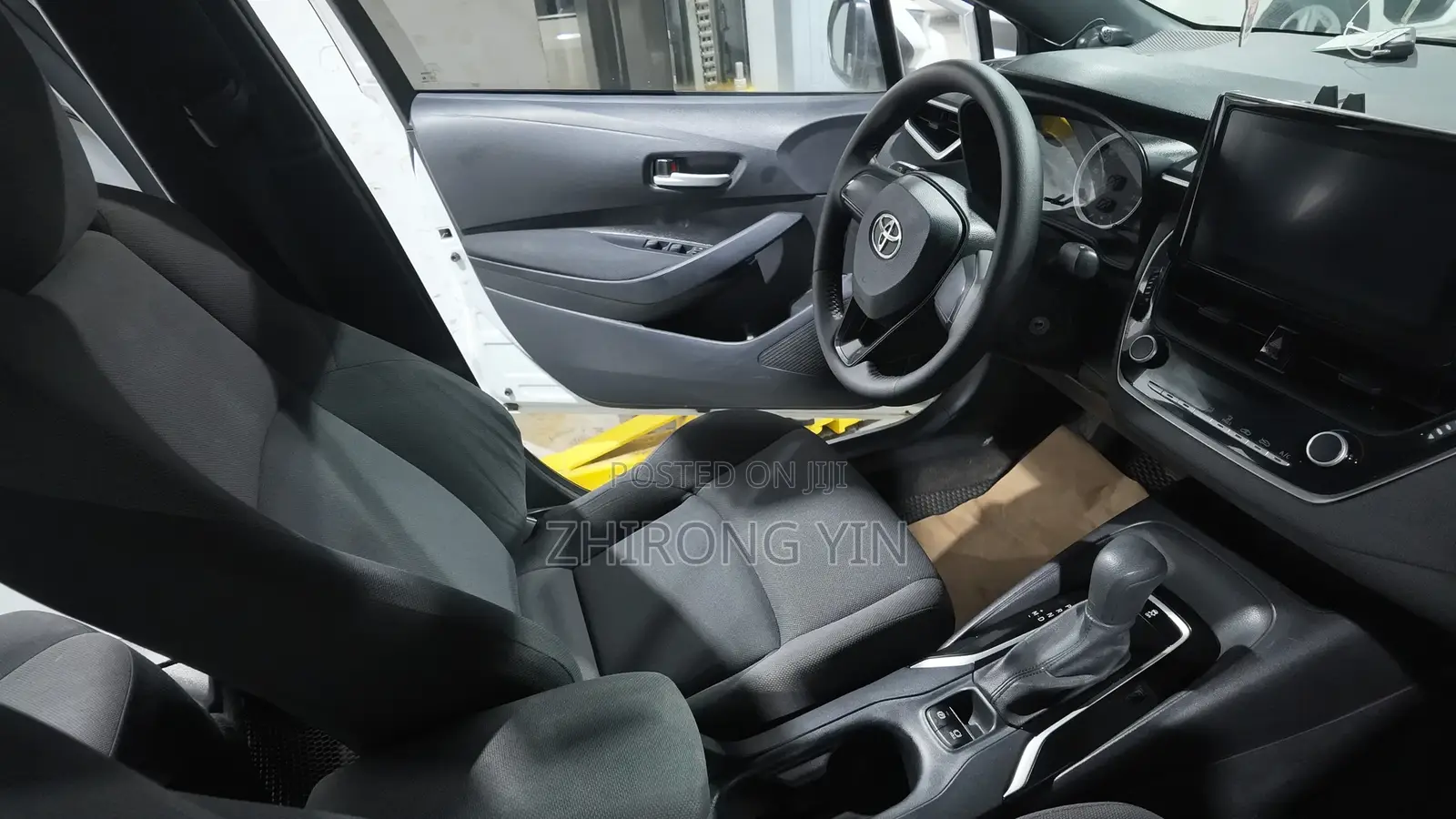 Toyota Corolla 2022 White