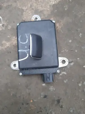 Logo Sensor Lexus Es350 2015