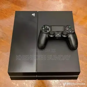 Play Station 4