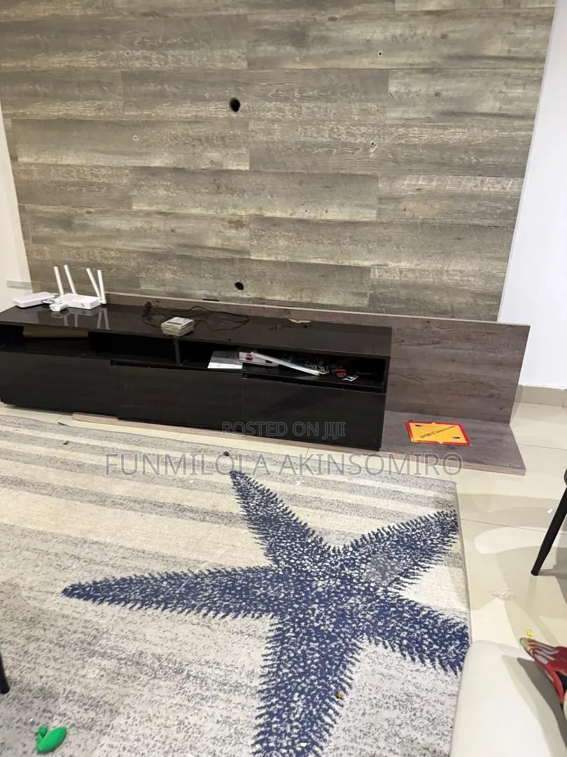 Quality TV Console