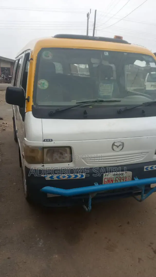 Mazda E2000 2020 White