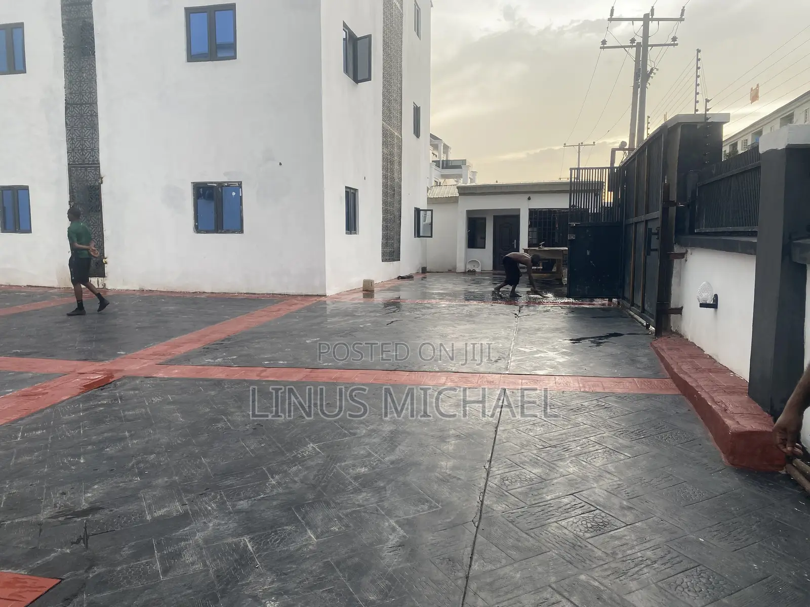 Contractor