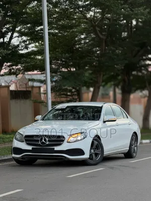 Mercedes-Benz E300 2018 White