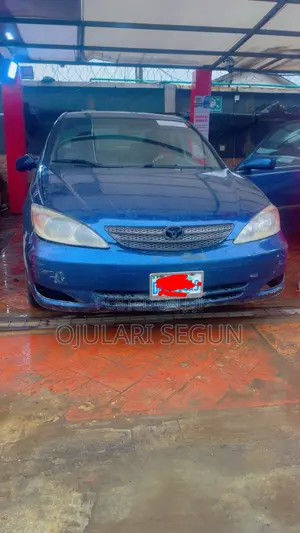 Toyota Camry LE 2024 Blue