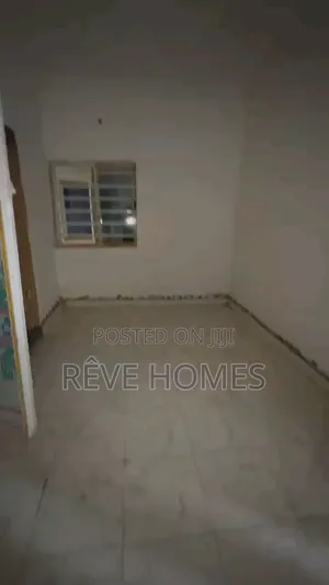 Studio Apartment in Shomolu / Shomolu for rent