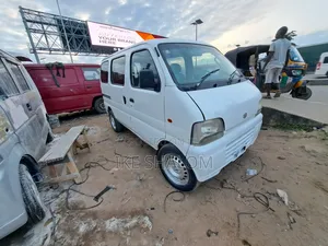 Suzuki Every 2010 White